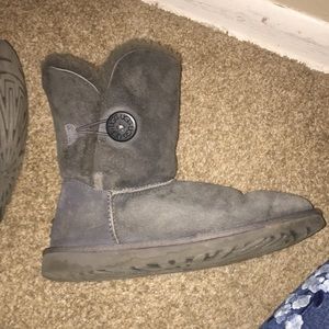 Gray UGG Boots Size 9 Bailey Button Short